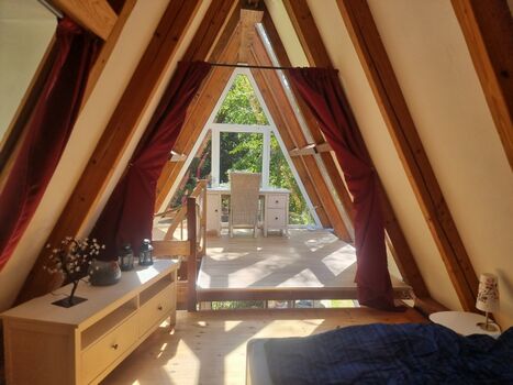 Blick vom Schlafzimmer in Richtung Büro / Wintergarten 