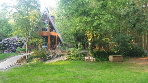 Hausansicht von der Einfahrt aus