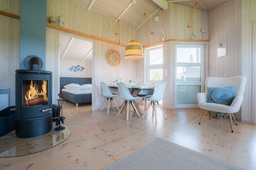 Wohnzimmer mit Kaminofen