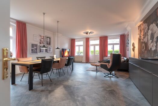 Wohn- und Essbereich