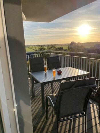 Abenddämmerung auf dem Balkon