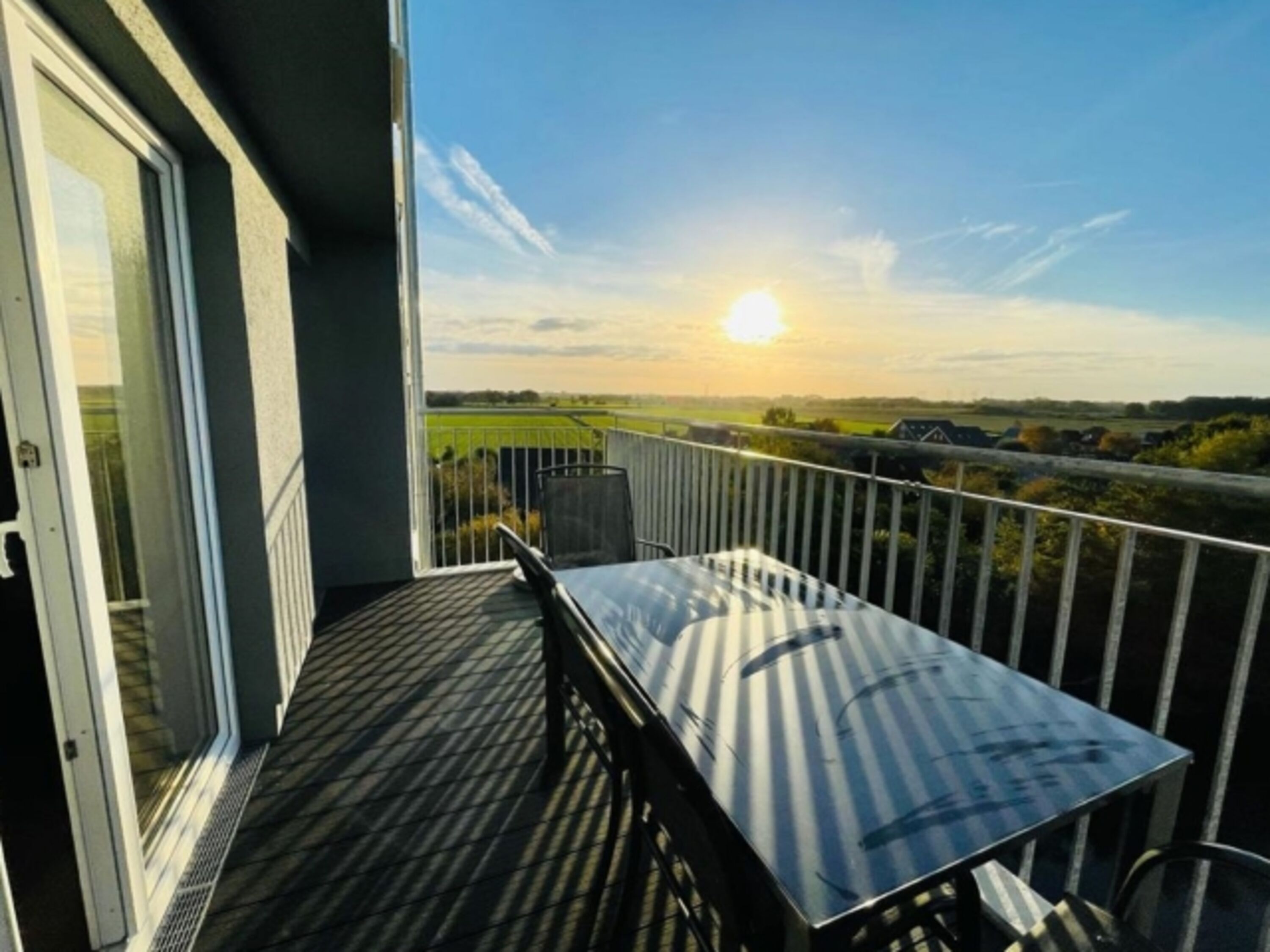 Abendstimmung vorm Balkon