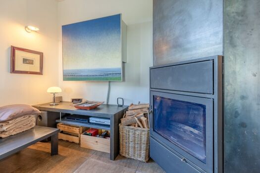 Andrea -  Der große Kamin lädt zu entspannten Sofa-Abenden ein 