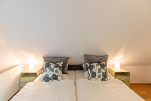 Andrea - Kleines Schlafzimmer mit Doppelbett