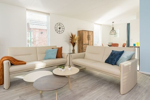 Die sehr geschmackvolle, neue Einrichtung