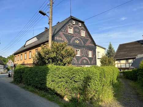 FH Selma Giebelseite mit Schieferverkleidung