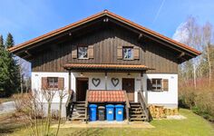 Schlafen am Waldrand - Ferienhaus Alexandra - Bayern - Hunde ...