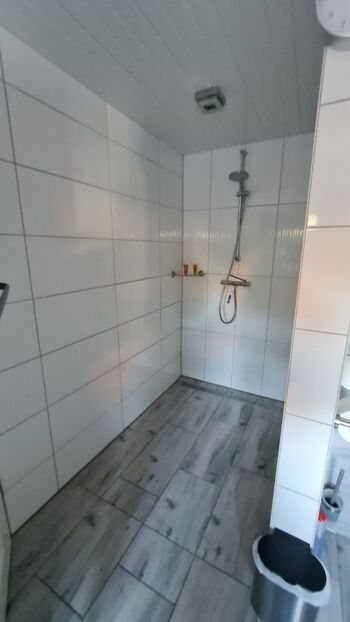 Ebenerdige Dusche im Erdgeschoss 