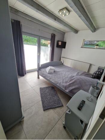 Schlafzimmer unten rechts
