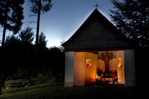 Antoniuskreuz ca. 300 mtr.vom Haus