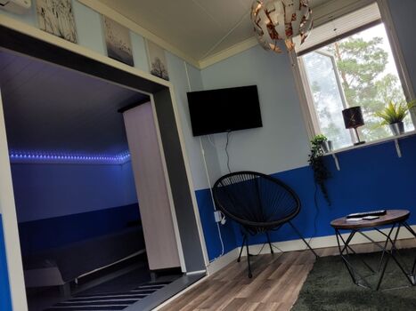 Gästehaus mit Blick auf das Einzelbett