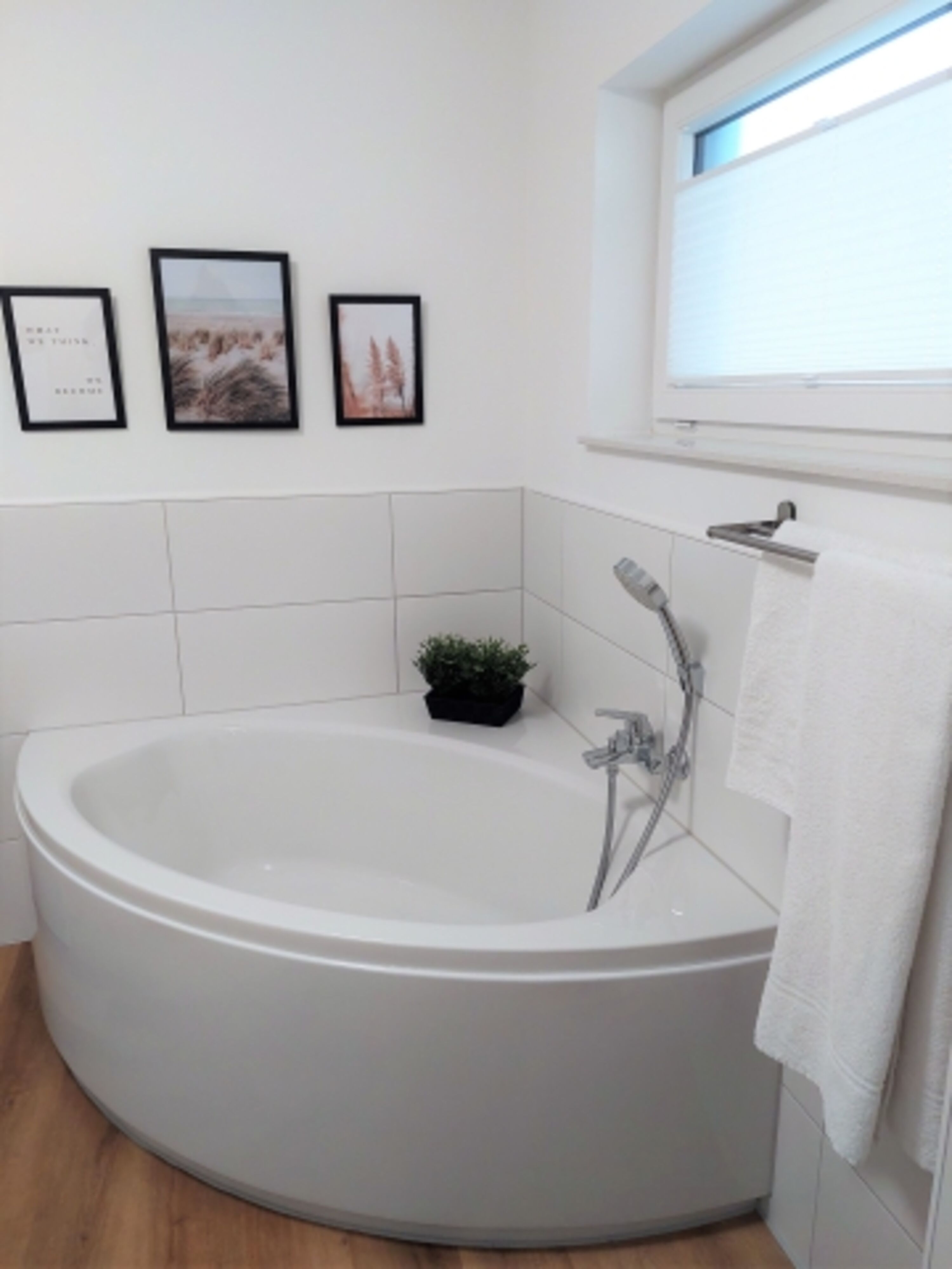 Eckbadewanne