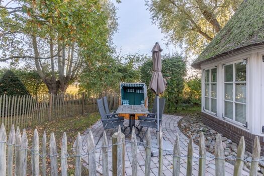 Ferienwohnung Holdunder -  Die Terrasse bietet jedem ein schattiges Plätzchen 