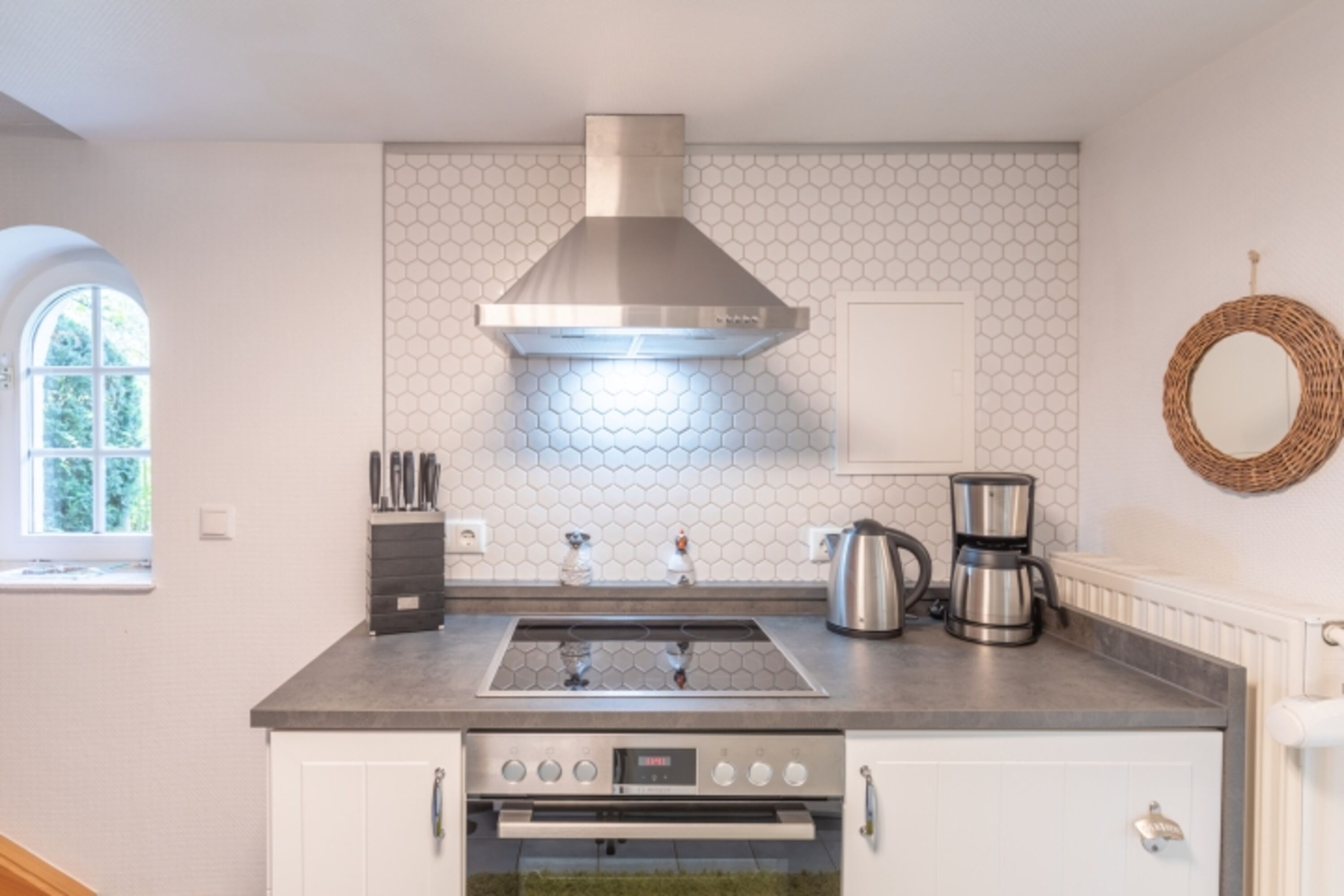 Ferienwohnung Holdunder - Küche mit modernem Herd 