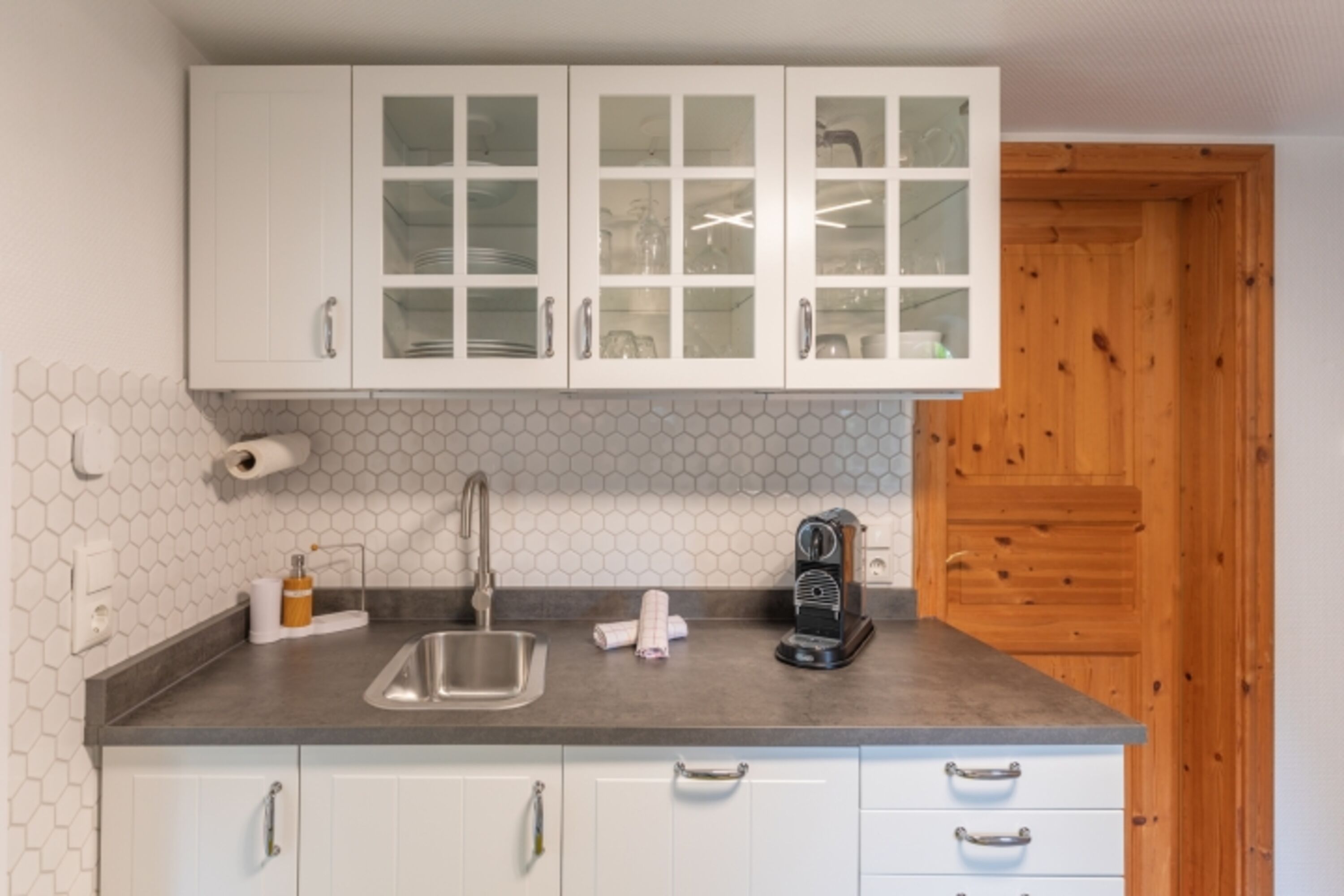 Ferienwohnung Holdunder - Kleine funktionelle Küche, ausgestattet mit allem was man braucht 