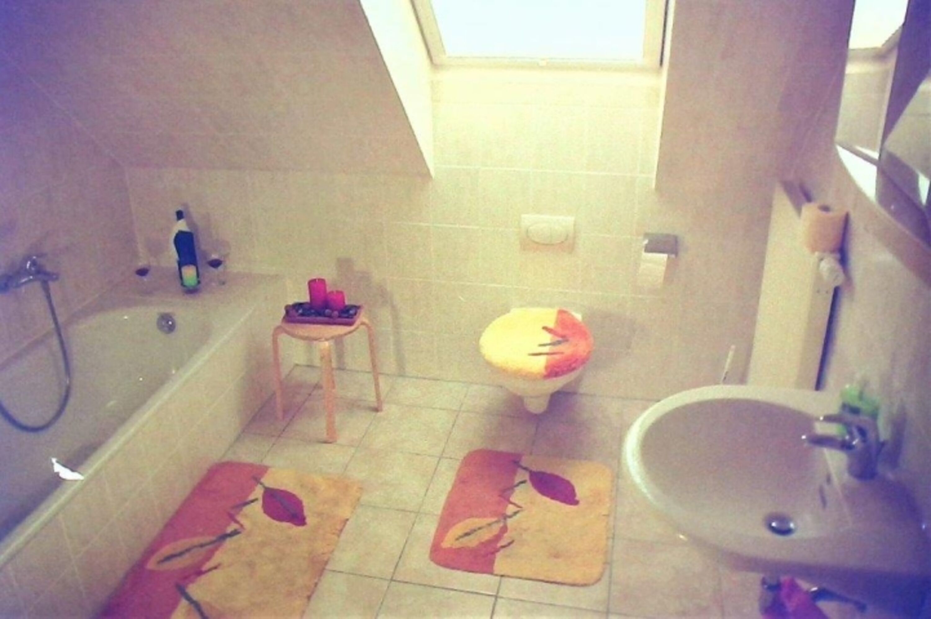 Bad mit Badewanne