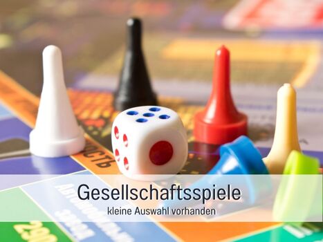 Es sind auch Stifte und Ausmalbücher da, wenn du mehr Malbedarf benötigst, gib mir gerne Bescheid. Ich habe auch andere Farben.