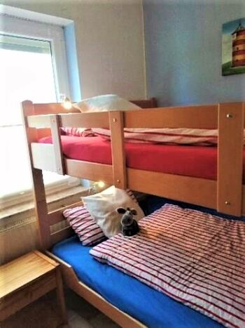 Kinderzimmerchen mit großen Liegeflächen