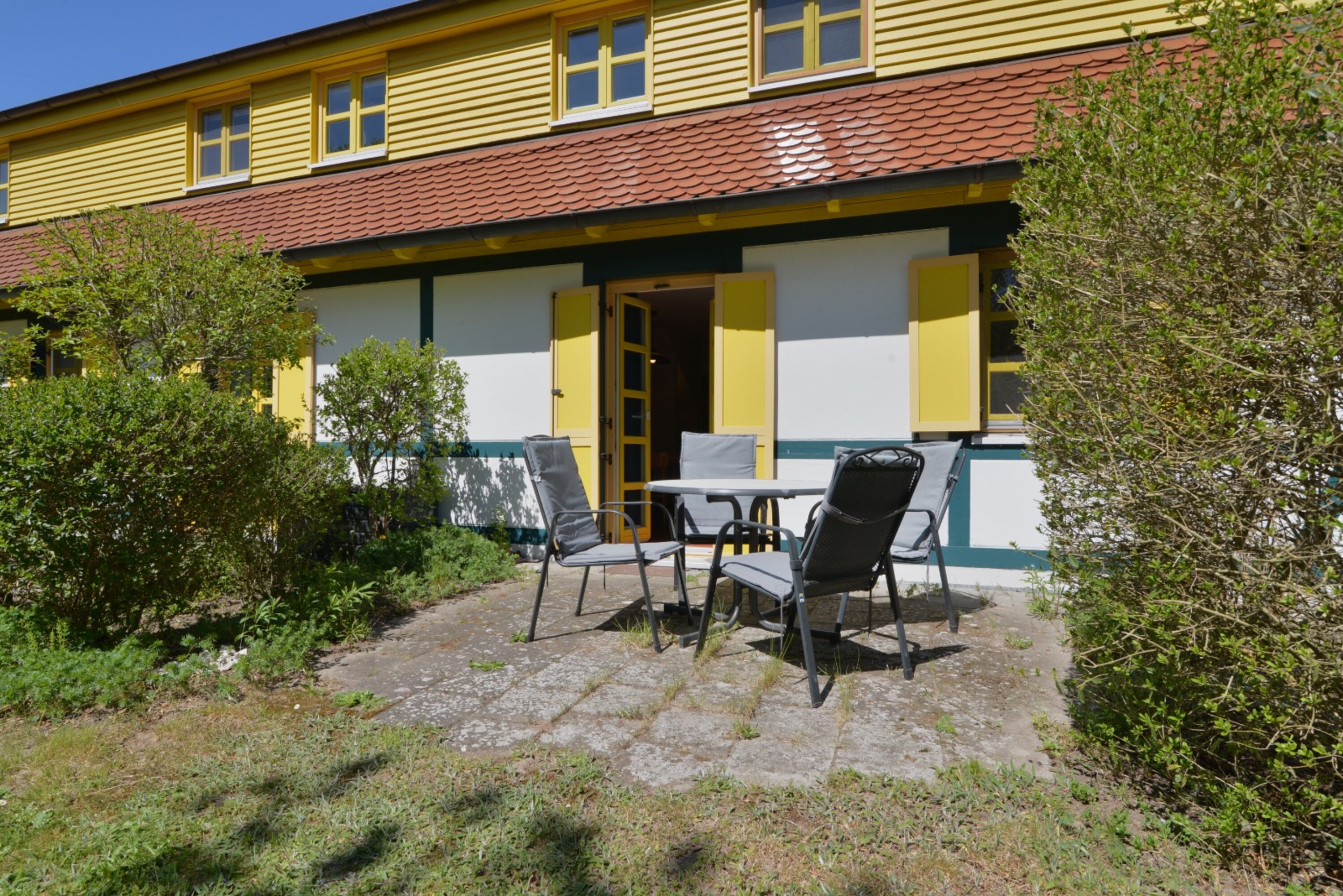 Die eigene Terrasse der Wohnung