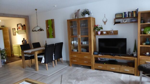 Essplatz mit Wohnwand