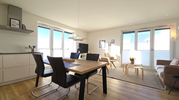 der schöne, helle Wohnbereich