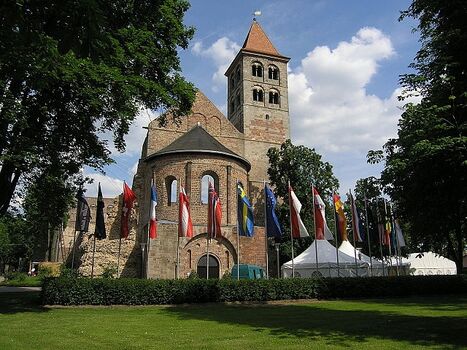 Stiftruine Bad Hersfeld. Hier finden die Hersfelder Festspiele statt.