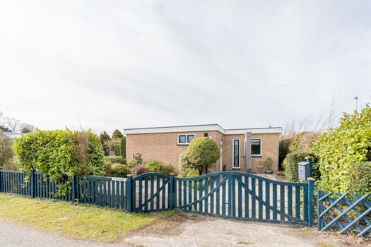 Parkplatz auf dem eigenen Gelände