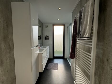 und Handtuchheizung...