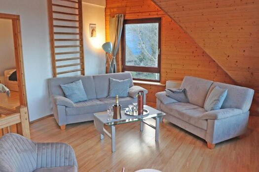 gemütlicher Sitzbereich im Wohnzimmer