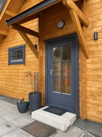 Eingangsbereich mit Überdach