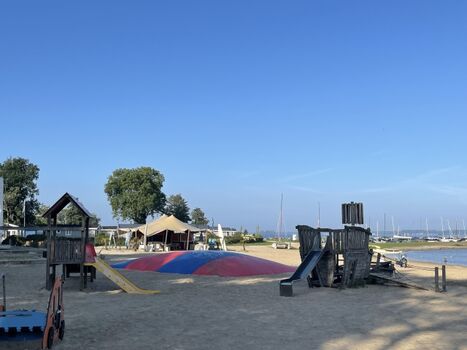 Spielplatz am Strand