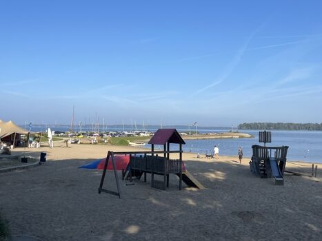 Spielplatz am Strand