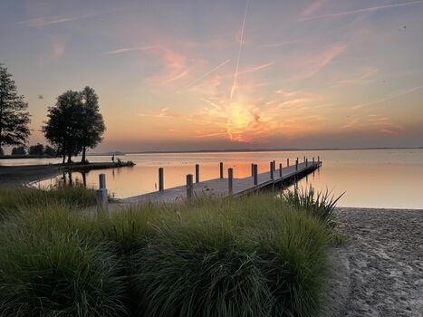 Romantische Sonnenuntergänge im Sommer