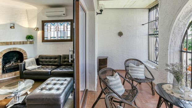 Wohnzimmer / Terrasse