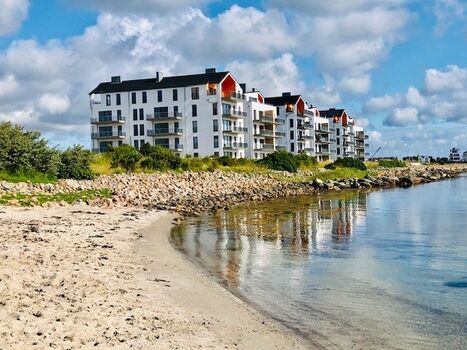 Kleiner, unbewachter Strand