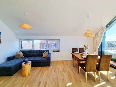 der helle Wohnbereich