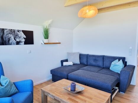 Schlafcouch im zweiten Wohnbereich