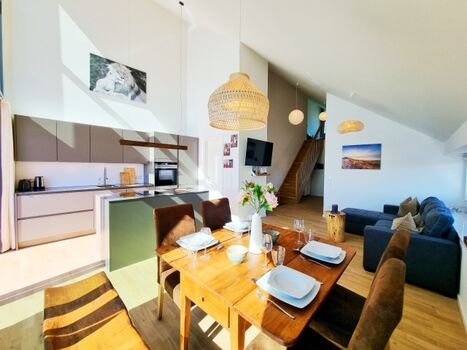 der helle Wohnbereich