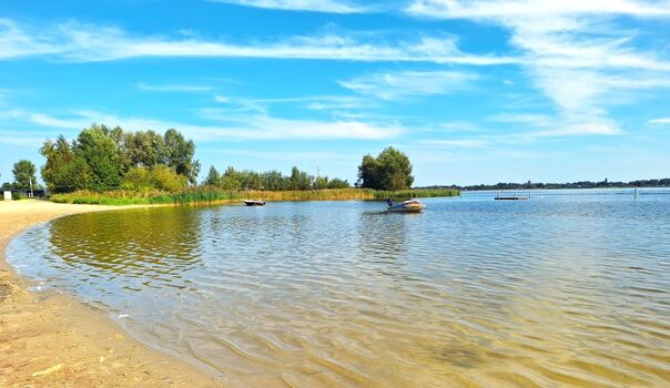 Europarc Zuiderzee Beach Süd in nur 300 m vom Ferienhaus 