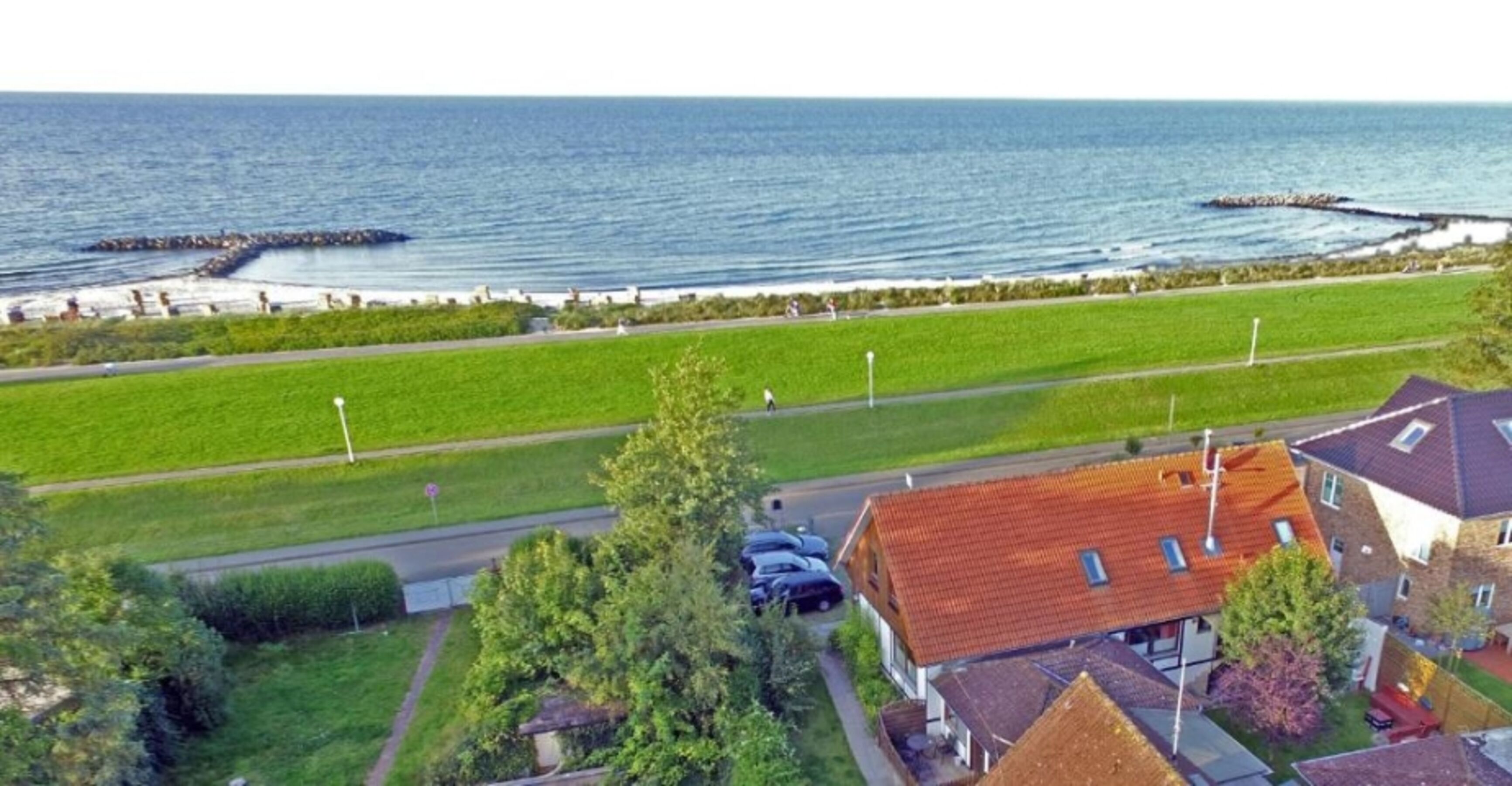 Lage direkt am Strand (und Hundestrand 500 Meter)
