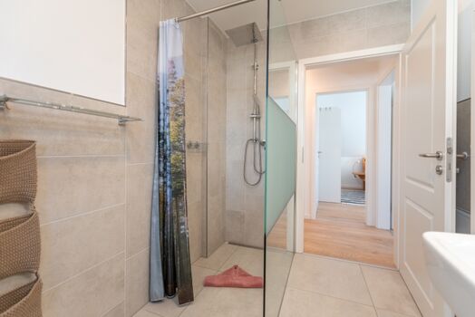 Badezimmer im Obergeschoss