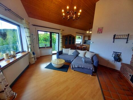 Wohnbereich im OG mit Kamin