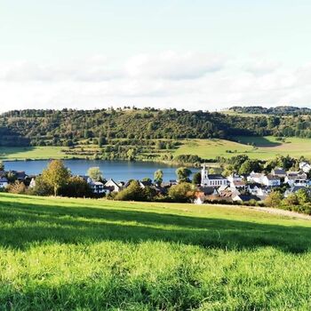 Der Maarkessel von Schalkenmehren 