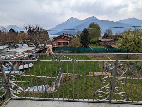 Blick vom Schlafzimmer zum See