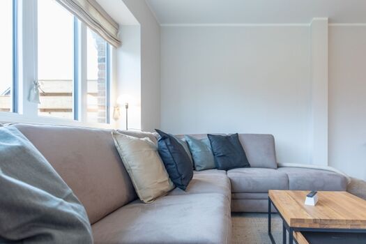 Biikehuus Ost - Das große Schlafsofa lädt zum entspannen ein 