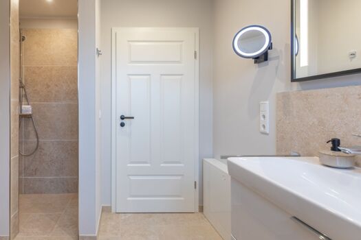 Biikehuus Ost - Duschbad im EG 