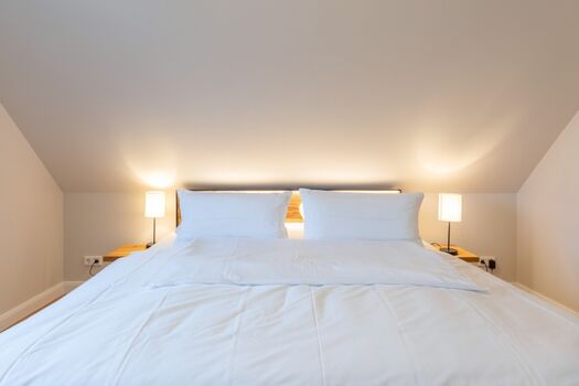 Biikehuus Ost - Zweites Schlafzimmer mit großem Doppelbett 