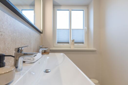 Biikehuus Ost - Duschbad im EG