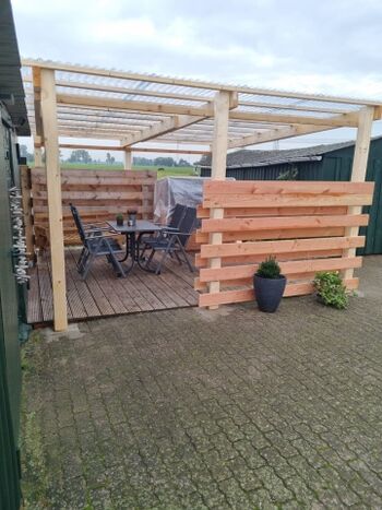 Überdachte Terrasse