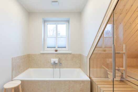 Biikehuus West - Sauna mit Badewanne